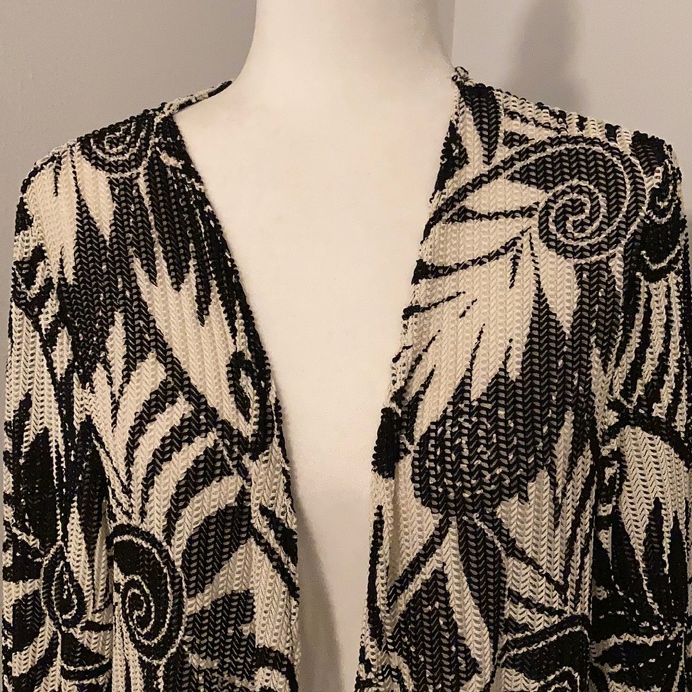 Talk Of The Walk Open Front Cardigan - Picture 2 of 11